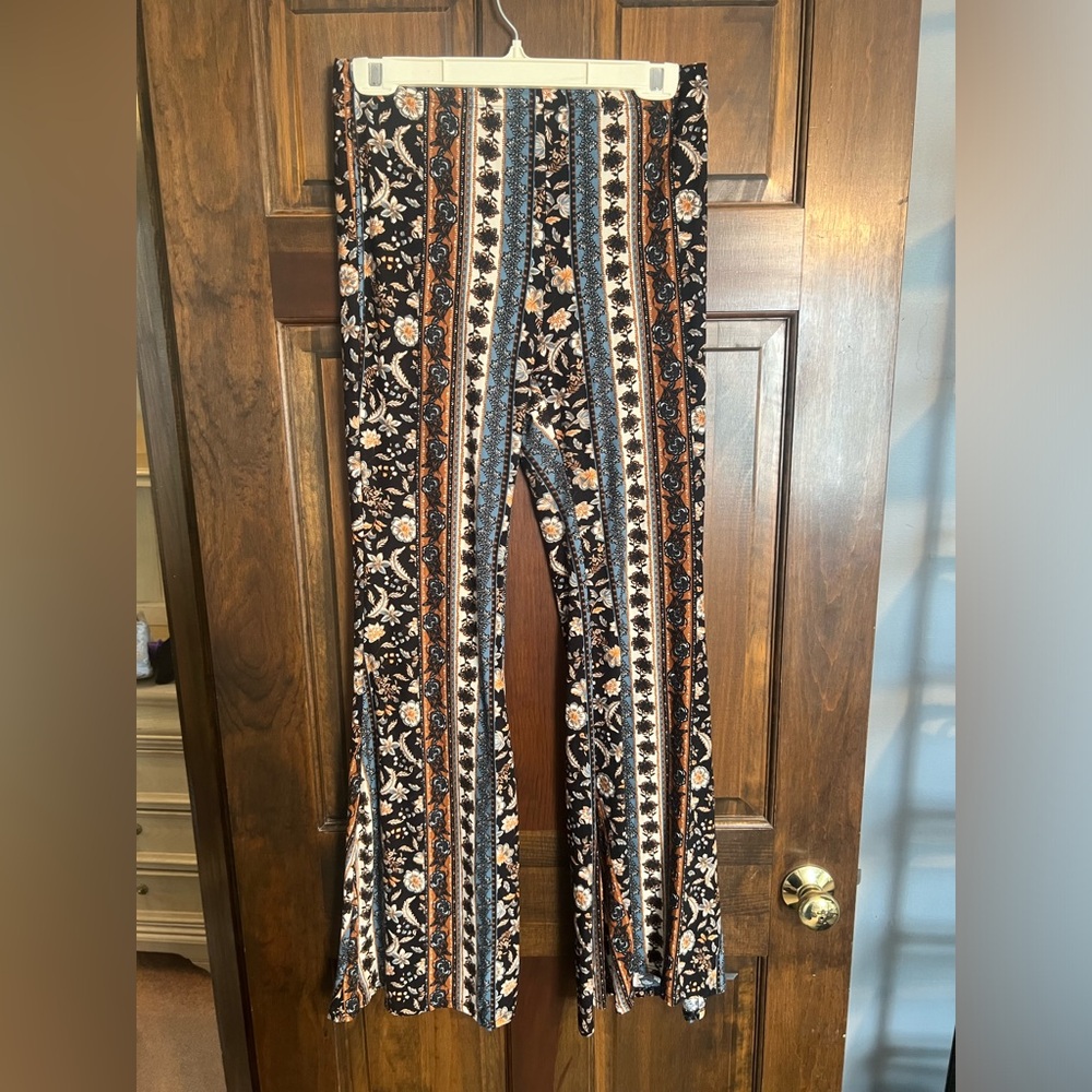 Bell bottoms - Picture 2 of 3